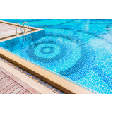 piscina pequena com hidromassagem Jardim Guanabara